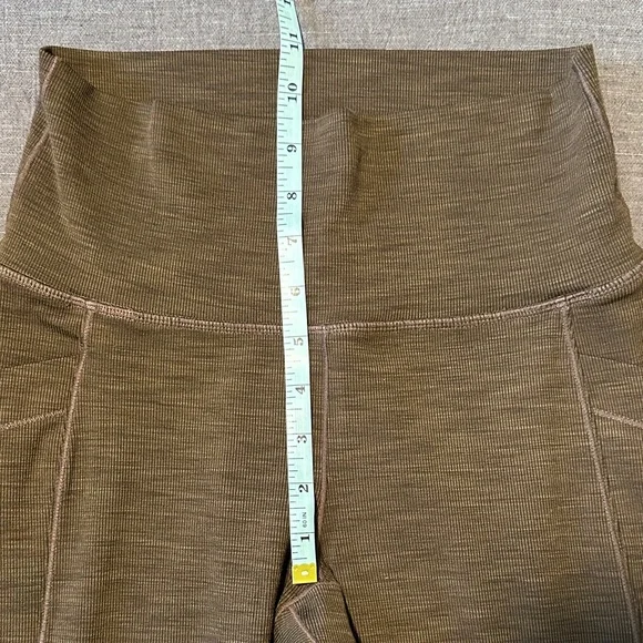 Prana Women’s Becksa Ribbed Brown Leggings with Pockets - Picture 3 of 7